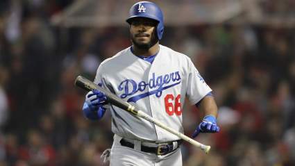 El ex All-Star de los Dodgers, Yasiel Puig, firma con Toronto.