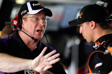 NASCAR Cup Series 2026: Los oficiales advierten discretamente a los equipos mientras el final en Kansas genera interrogantes.