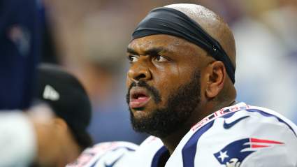 El ex tackle defensivo de los Patriots, Mike Pennel, es considerado "persona de interés" en un caso de homicidio.