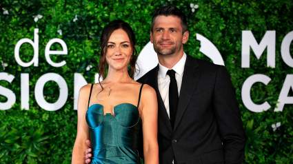 James Lafferty y Alexandra Park dan la bienvenida a su primer bebé arrendajo de río.