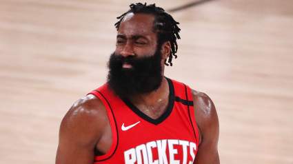 El exjugador estrella de los Rockets, James Harden, habla con franqueza sobre sus fracasos en los playoffs de la NBA.