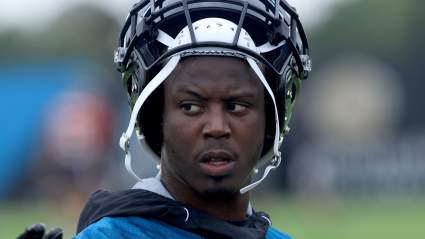 Informe: Los Broncos están "sorprendidos" de que el corredor agente libre rechazara una oferta.