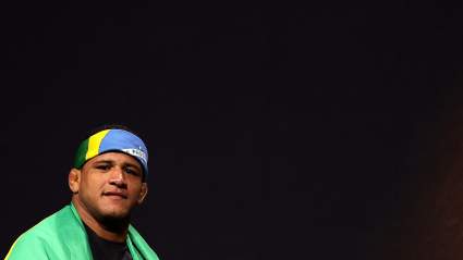 Gilbert Burns revela a quién iba a retar si ganaba en UFC Winnipeg.