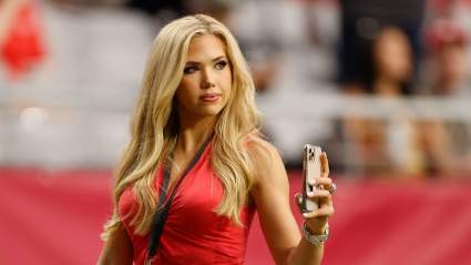 La heredera de los Chiefs, Gracie Hunt, y su prometido celebraron el anuncio de su compromiso.