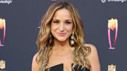 Dianna Russini recibe una oferta de trabajo pública en medio de la polémica por las fotos de Mike Vrabel.