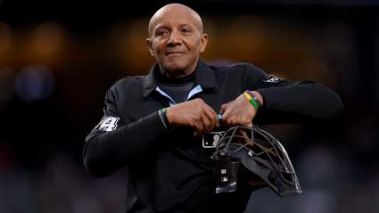 CB Bucknor toma, sinceramente, la peor decisión arbitral de la historia.