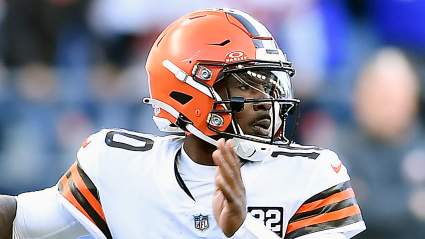 El ex mariscal de campo titular de los Browns anuncia su retiro.