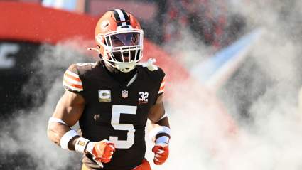 El ex linebacker de los Browns envía un contundente mensaje para anunciar su retiro de la NFL.