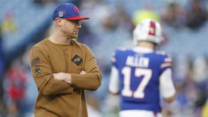 Los Bills fichan al hijo de un popular exjugador de los 90 en su primer movimiento tras el Draft de la NFL.