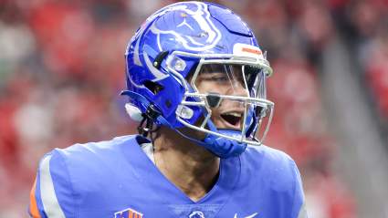 Instan a los Ravens a seleccionar al "mejor atleta" con un mariscal de campo de 1,98 metros y 103 kilos.