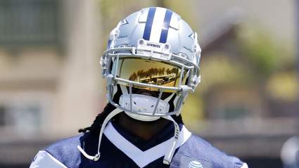 Los Raiders reciben instrucciones de fichar a un jugador All-Pro tras no haber abordado una necesidad clave al principio del draft.