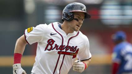Un exjugador de los Braves toca fondo en medio de una espiral descendente en su carrera.