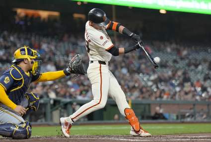Los Toronto Blue Jays completan un intercambio con los Dodgers por un jugador de cuadro de la MLB.