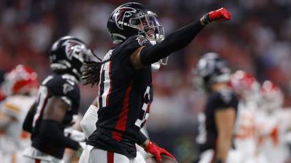El ex safety de los Falcons anuncia su retiro de la NFL.