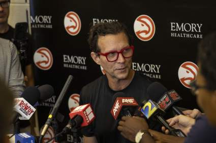 Los Atlanta Hawks anuncian que un jugador titular podría perderse el segundo partido contra los Knicks.