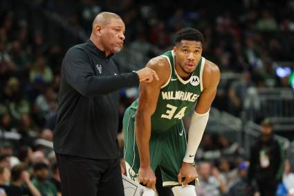 Giannis Antetokounmpo reacciona al despido de Doc Rivers por parte de los Bucks.