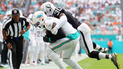Un exjugador de los Dolphins, cuyo contrato ascendió a 99 millones de dólares, podría regresar a la NFL.