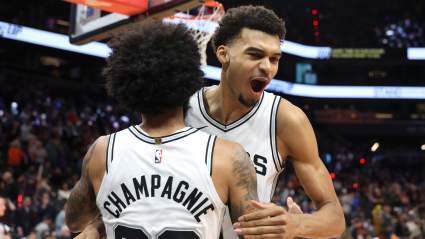 Los San Antonio Spurs hacen un anuncio clave contra los 76ers tras las declaraciones de Julian Champagnie.