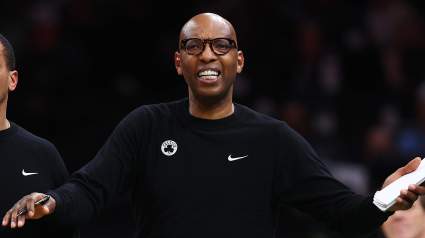 Sam Cassell podría aumentar el interés de los Warriors durante la serie entre los 76ers y los Celtics.
