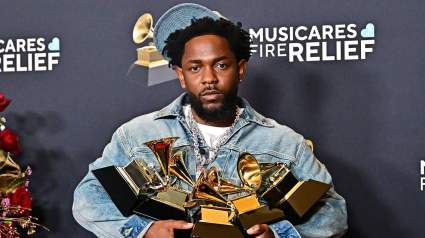 El campeón de la WWE le pide un favor hilarante a Kendrick Lamar.