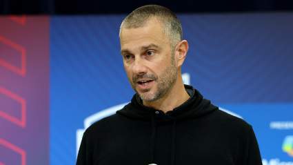 Un ejecutivo de la NFL cree que podría haber otro traspaso de jugadores de los Raiders.