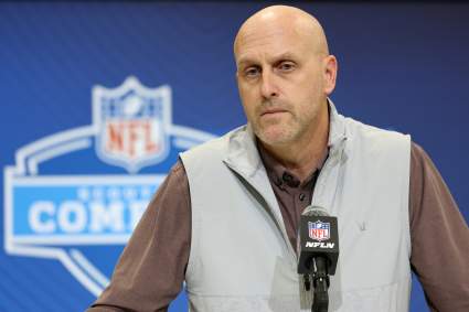 Un reportero de ESPN predice que los Cardinals realizarán un intercambio audaz en la primera ronda en un nuevo simulacro de draft.