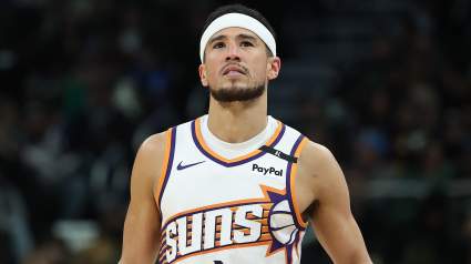 Devin Booker critica duramente a los árbitros por permitir payasadas al estilo de la WWE en los playoffs.