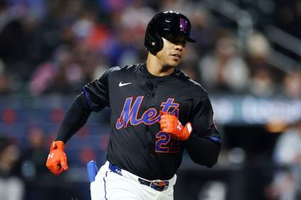 Los Mets de Nueva York anuncian el estado de Juan Soto para el partido contra los Gigantes.