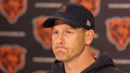 Ben Johnson, de los Bears, recibe noticias preocupantes antes del Draft de la NFL.