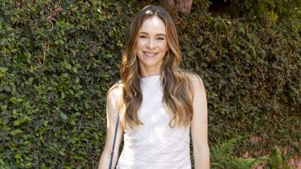 La exestrella de Hallmark, Danielle Panabaker, causa revuelo con un nuevo avance de rodaje.