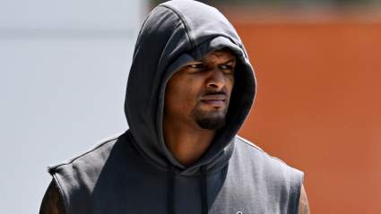 El ex mariscal de campo de los Browns deja clara su postura sobre el futuro de Deshaun Watson.