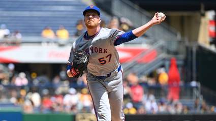 Los Mets de Nueva York traspasan a un lanzador de siete años en la MLB a los Nacionales de Washington a cambio de dinero en efectivo.
