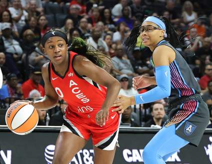 El acuerdo con Jackie Young mantiene abierta la posibilidad de que los Aces ganen el campeonato.