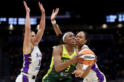 Las Sparks se reencuentran con Nneka Ogwumike para buscar su regreso a los playoffs.