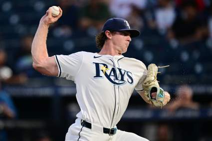 Un lanzador clave de los Rays sufre un revés en su rehabilitación por lesión de cadera.