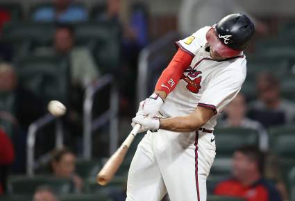 La estrella de los Atlanta Braves está haciendo historia en la MLB en silencio.