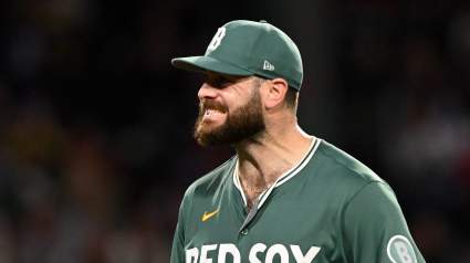 Los Padres de San Diego fichan a un exlanzador estrella de los Medias Rojas durante la serie contra los Rockies.