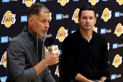 Los Lakers reciben presiones para reunirse con su ex base titular tras la salida de Kobe Bufkin.