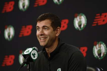 Según los informes, un equipo rival está intentando robarle a Brad Stevens a los Celtics.
