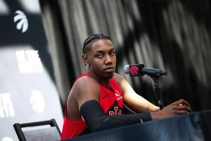 Los Toronto Raptors anuncian la incorporación de RJ Barrett antes del partido contra los Nets.