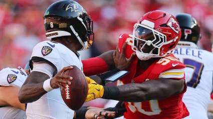 El mariscal de campo de los Ravens, Lamar Jackson, fue humillado por el campeón del Super Bowl.