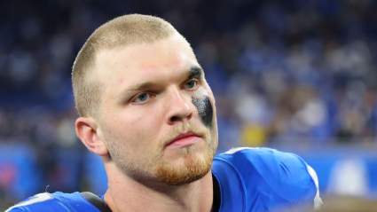 Aidan Hutchinson, de los Lions, estuvo a punto de llorar tras recibir un mensaje del hijo de Alex Anzalone.