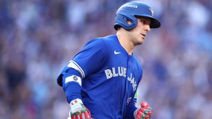 Los Blue Jays estarían negociando un acuerdo millonario por un jardinero de 100 millones de dólares para reemplazar a Varsho.