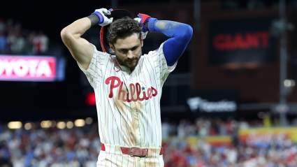 Las superestrellas de los Phillies fueron abucheadas por los aficionados en el partido de los Flyers.