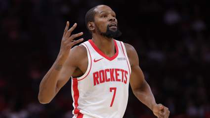 Los Rockets anuncian su quinteto titular contra los Lakers tras las noticias sobre Kevin Durant.