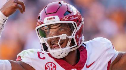 Los Browns incorporan en el draft a un mariscal de campo con 94 touchdowns como amenaza para Shedeur Sanders.