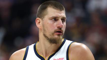 Se explica la situación contractual de Nikola Jokic con los Nuggets.