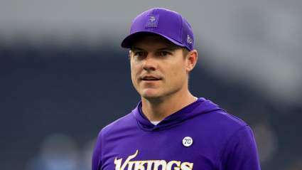 Los Vikings se despiden de un liniero rápido y fuerte: Informe