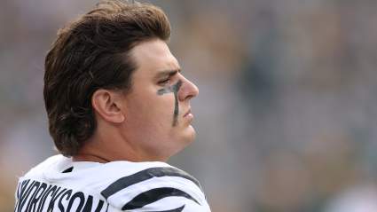 Los Patriots recibieron a Edge comparado con Trey Hendrickson, en medio de la preocupación por la presión sobre el mariscal de campo.