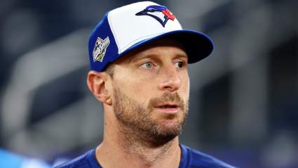 Max Scherzer reacciona tras otro mal comienzo para los Blue Jays.